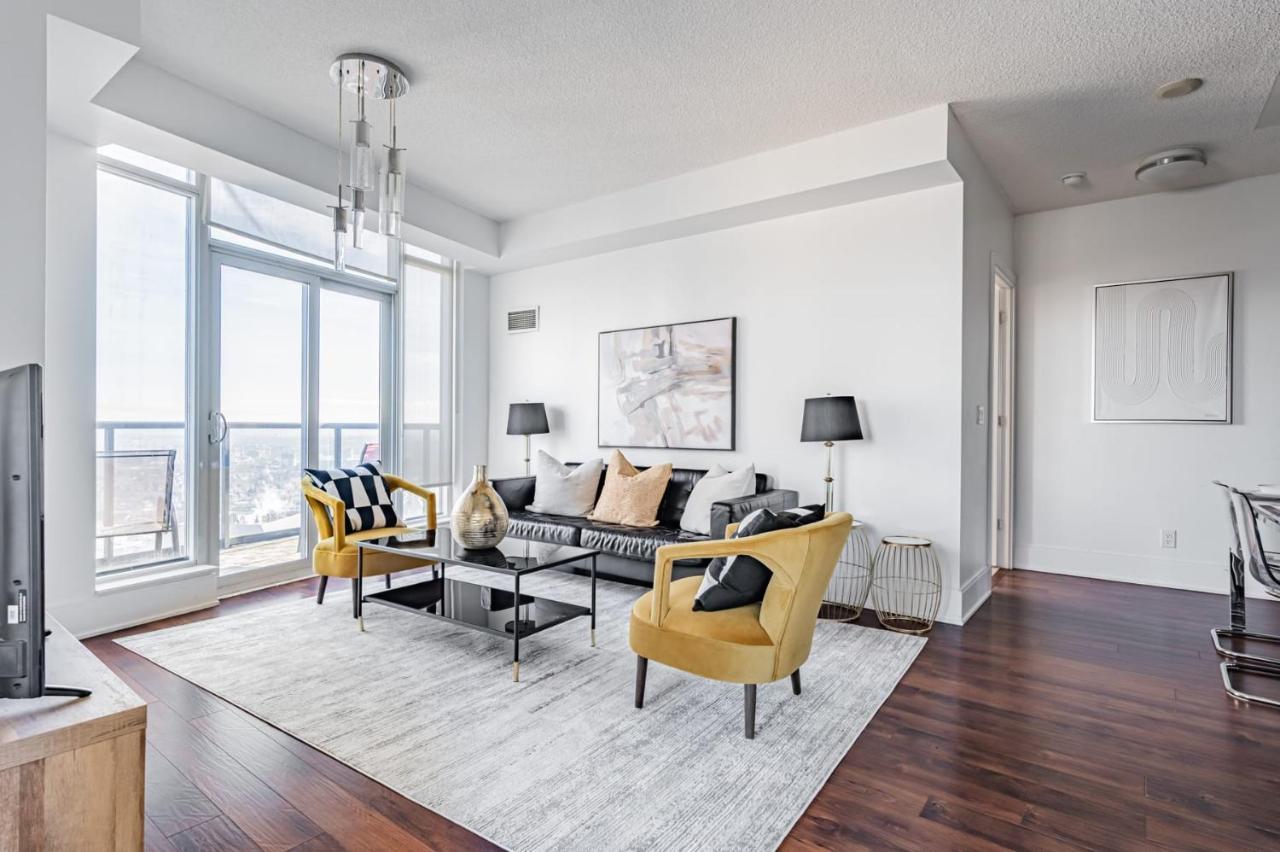 Luxury Apartments In Mississauga Luaran gambar