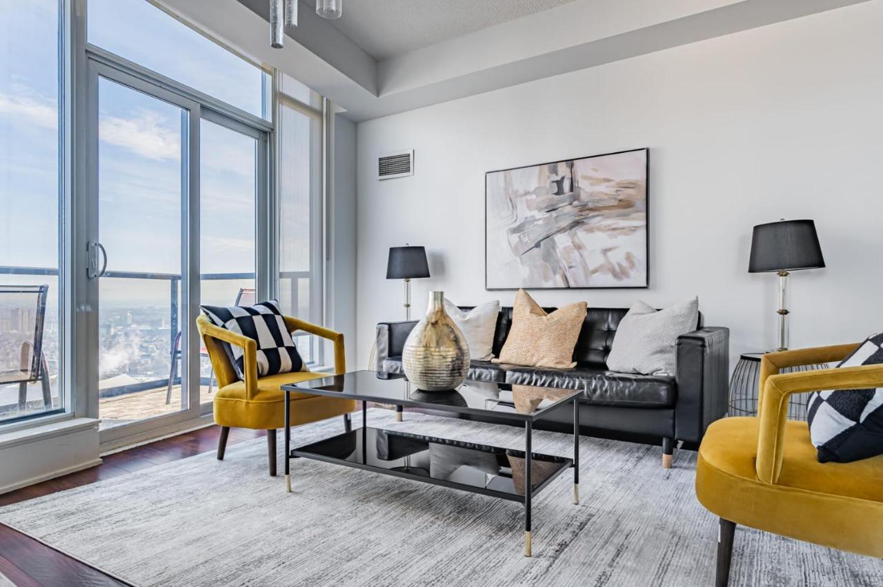Luxury Apartments In Mississauga Luaran gambar