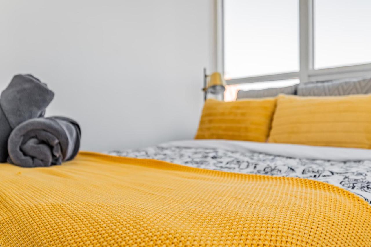 Luxury Apartments In Mississauga Luaran gambar