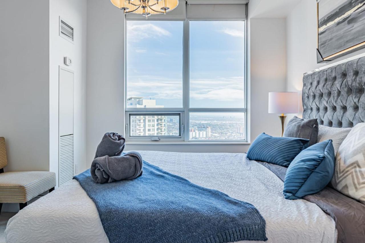 Luxury Apartments In Mississauga Luaran gambar