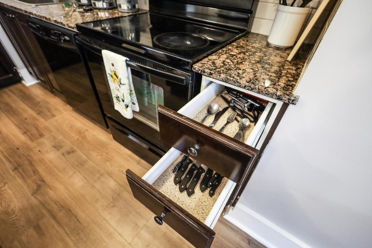 Luxury Apartments In Mississauga Luaran gambar