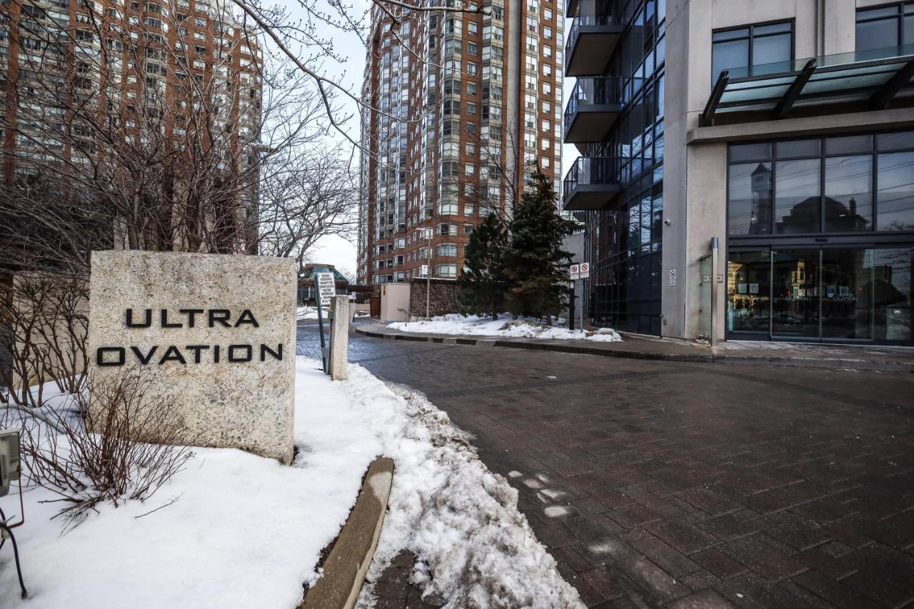 Luxury Apartments In Mississauga Luaran gambar