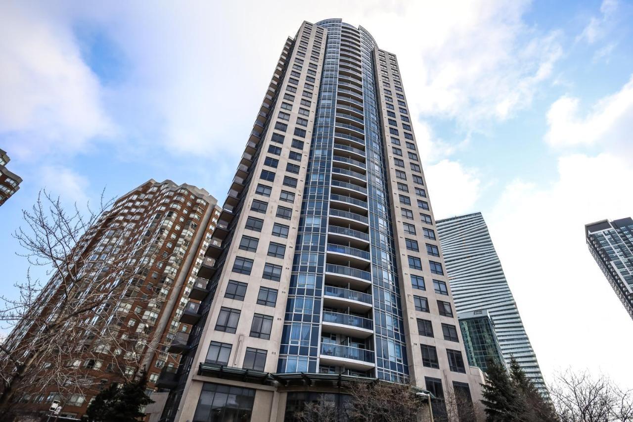 Luxury Apartments In Mississauga Luaran gambar